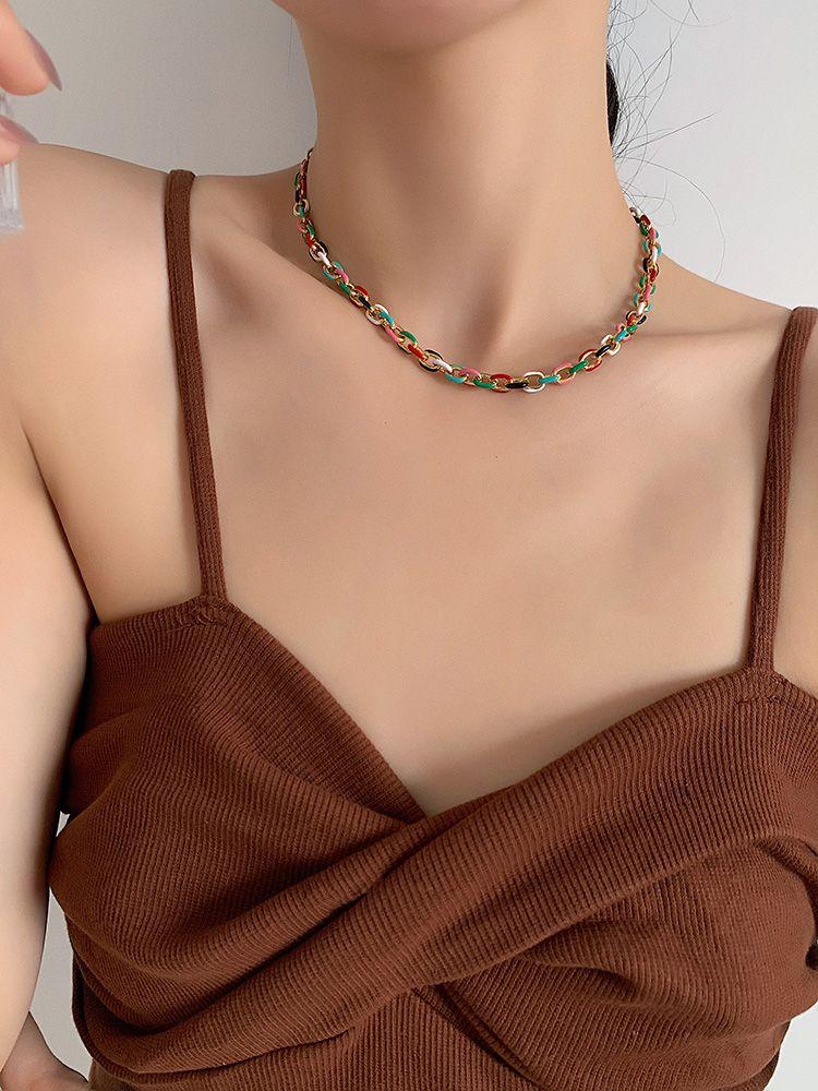 Europäischer und amerikanischer Ins-Wind Titansahl Emaille tropfendes Öl Farbe High-End Halskette Nische kalter Wind Hip-Hop Schlüsselbeinkette Halskette