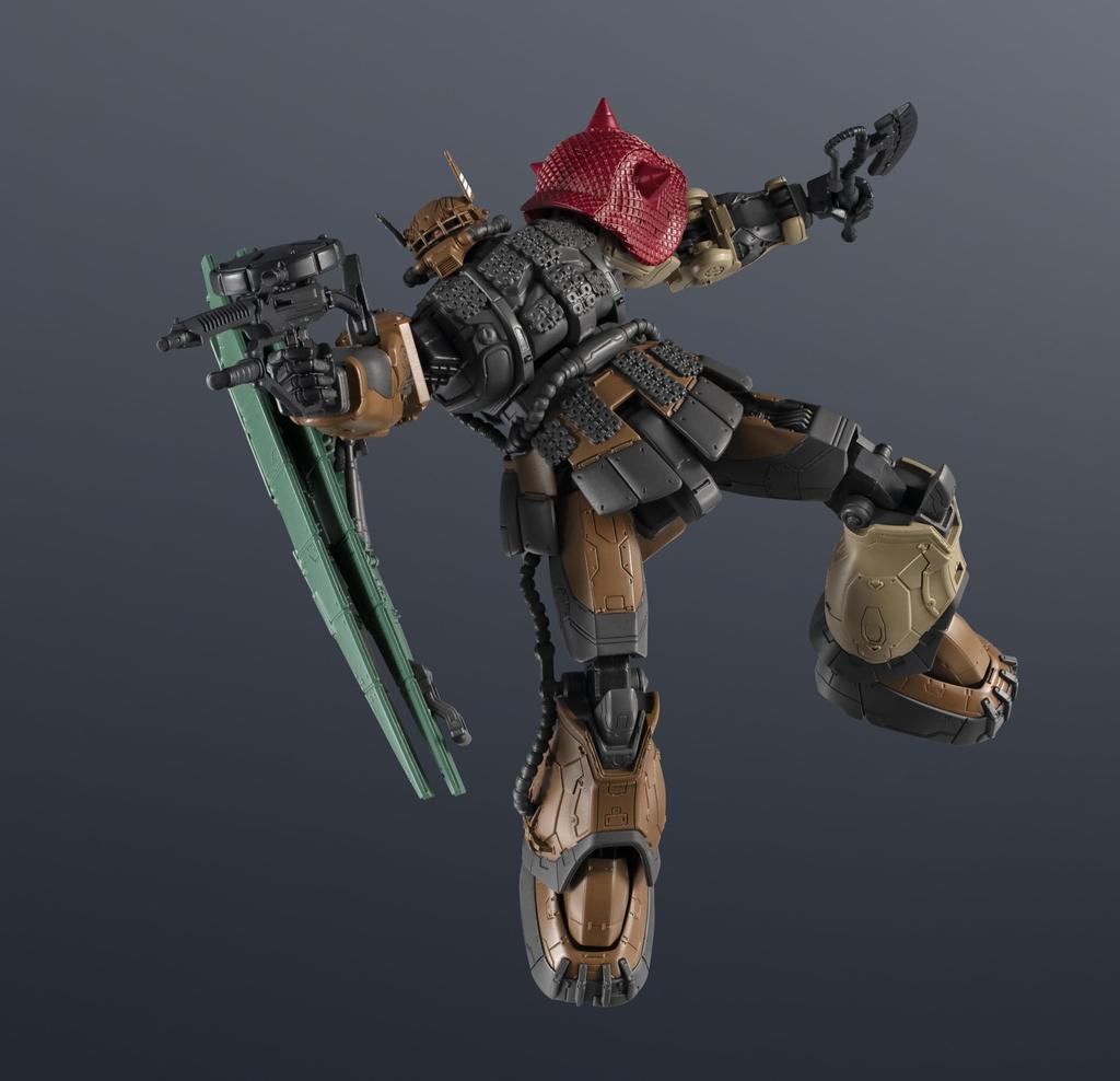 Mobilní oblek TAMASHII NATIONS GUNDAM UNIVERSE Gundam Requiem of Vengeance ZAKUII Solari 150mm malovaná pohyblivá figurka (Neidentifikovaný typ) Cca.