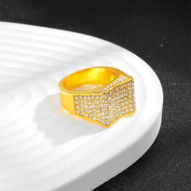 Men's Three-Dimensional Diamond-Studded Hip Hop Fashion Ring