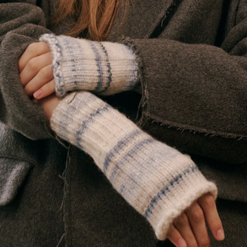 ALLINCOMPLETE Journey Of Sky Hand Warmer (3 Colors)