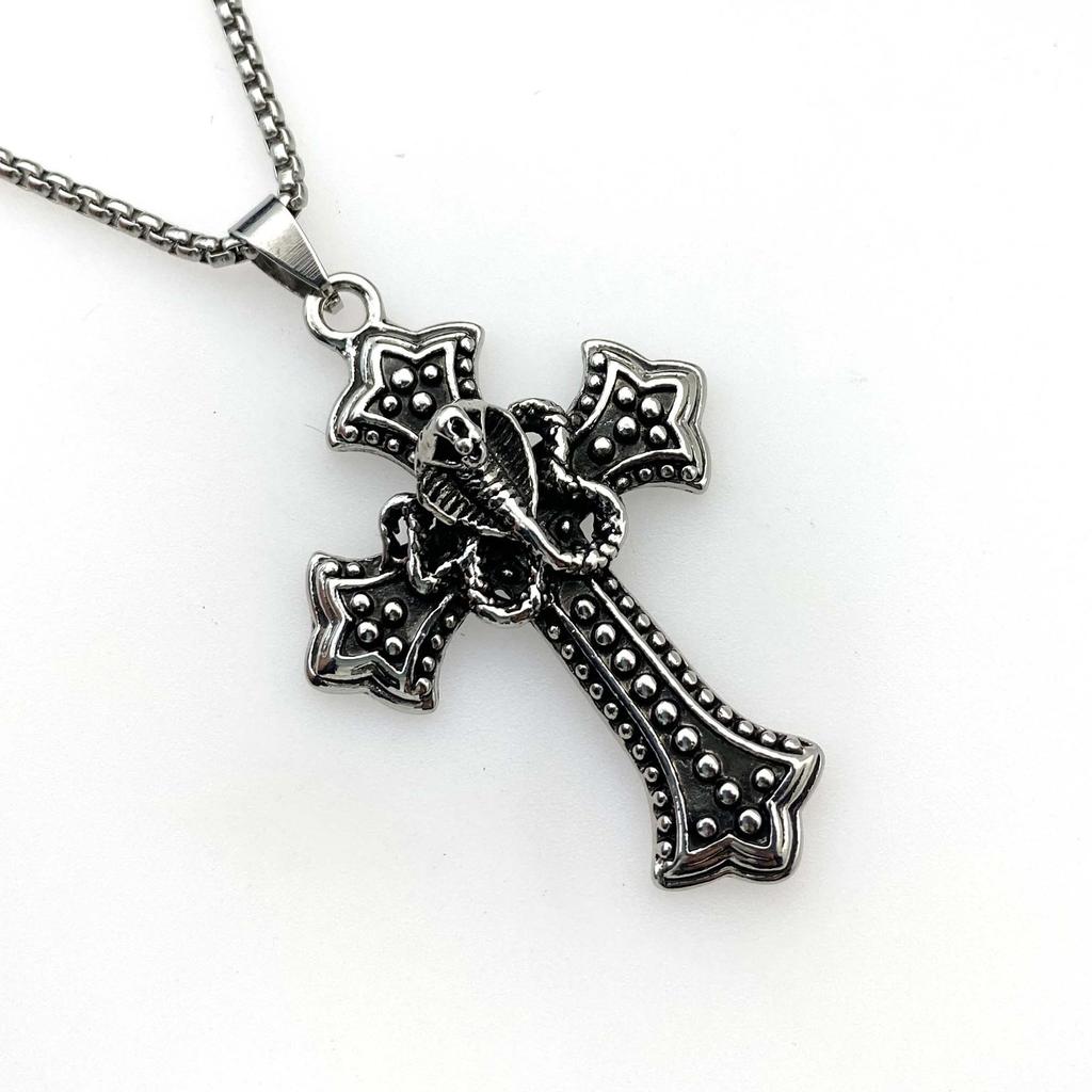 Source Cobra Cross Pendant Necklace Men'S Jewelry Retro Personality Trend Versatile Necklace
