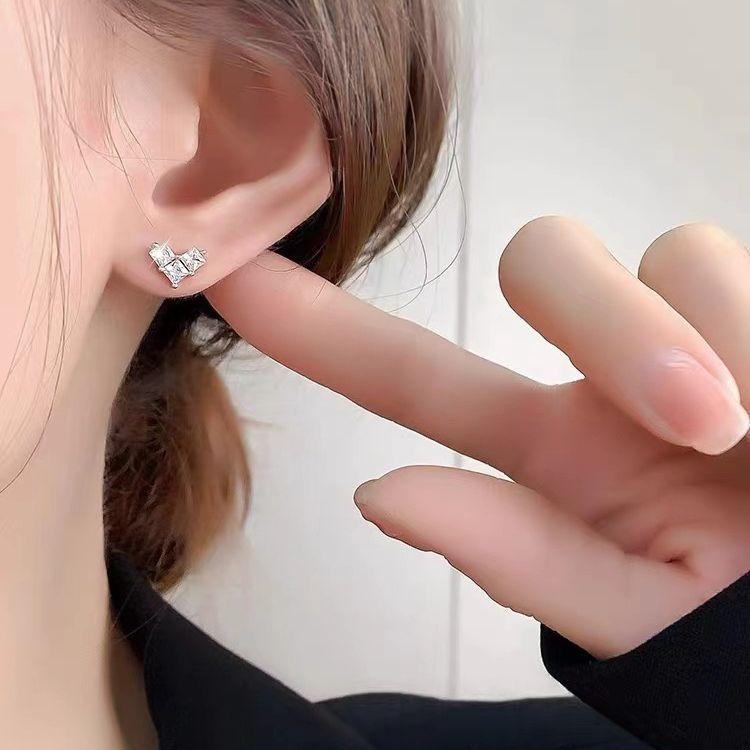 925 Silver Heart Zircon Stud Earrings For Women Luxury Wedding Jewelry High Quality Accessories New