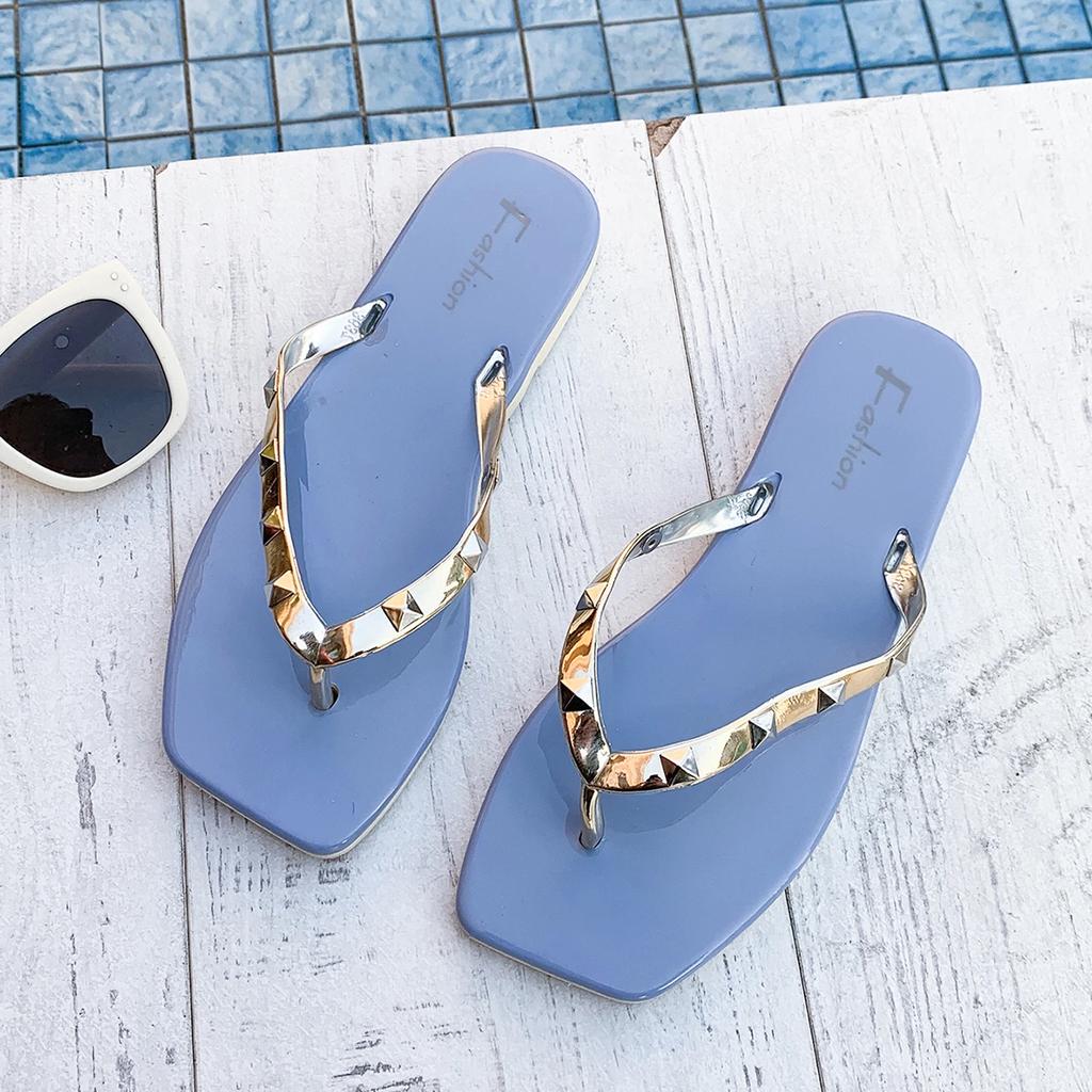 Fashion 2025 Flip-flops Women's Summer Slippers Women's Flat Shoes Outer Wear Fashion Clip-on Soft Bottom Beach Sandals and Slippers