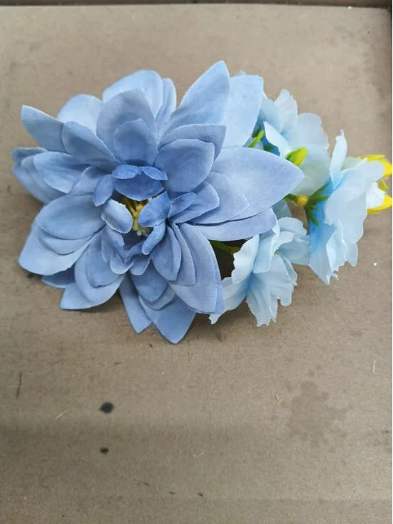 Korean Style Fresh Fabric Flower Hair Clip - Fashionable and Versatile High-End Hair Accessory for Women