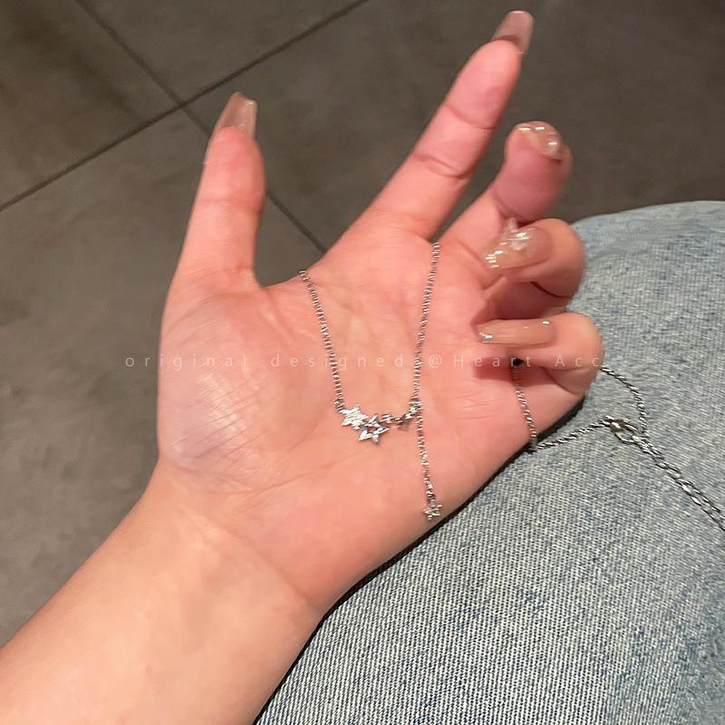 Romantic Star Tassel Pendant Necklace for Women Sparkling Crystal Pentagram Chain Elegant Chokers Accessories Fashion Jewelry