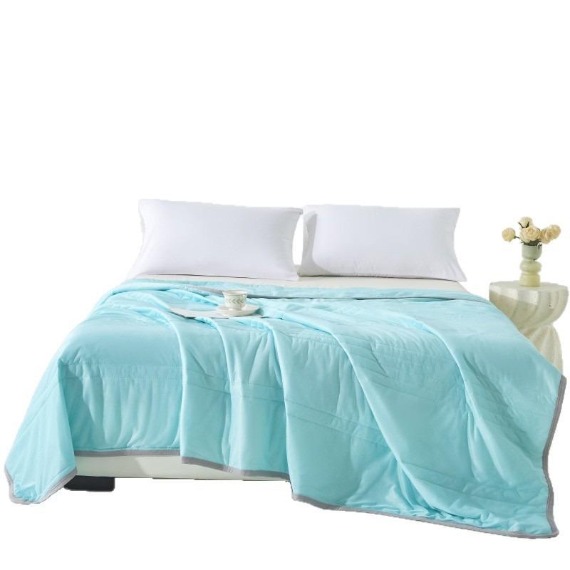 Class A Cool Silk Summer Quilt - Super Soft, Machine Washable Air Conditioning Blanket