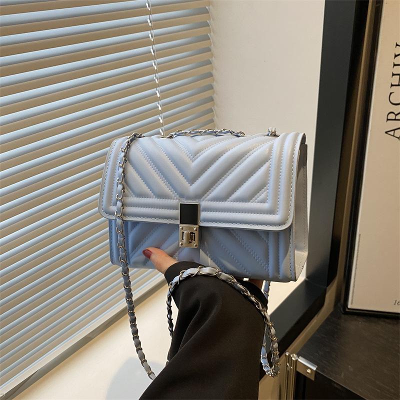 Premium Small Square Bag Spring and Summer New Fashion Trend Chain Messenger Bag Simple Shoulder Underarm Bag Women