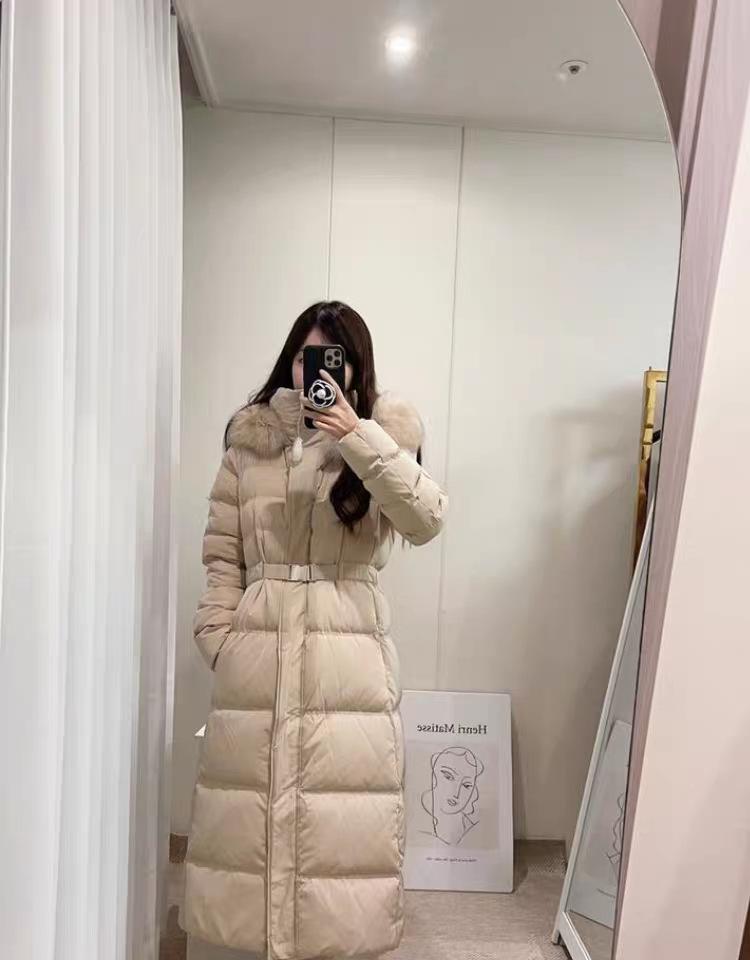 Yu Yan, a Korean woman's waist down jacket, white duck down, three-proof jacket, fox fur collar, small women's jacket
