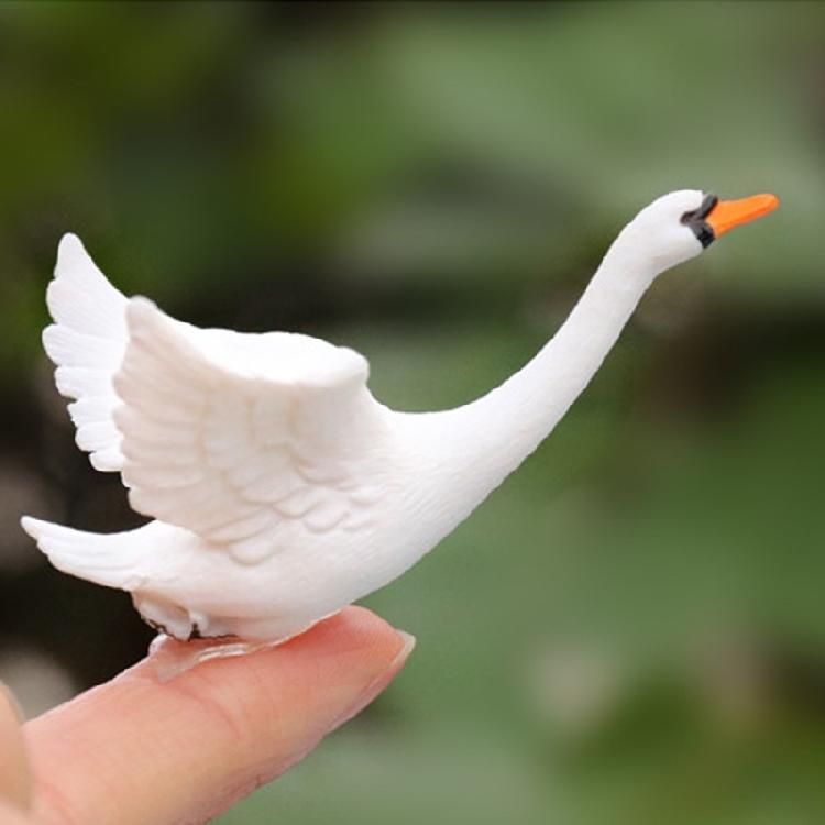 Artistic White Bird Model Decorative Miniature Figurine For Home Office Desktop Decors Or Garden Landscape Ornaments