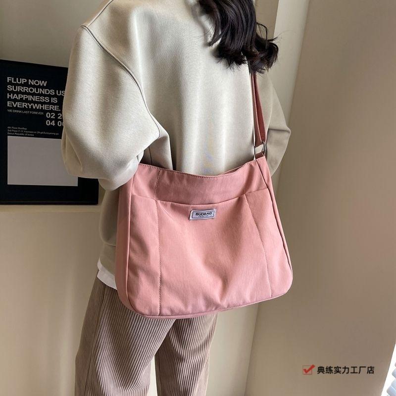 High-value pastoral canvas big bag, popular large-capacity shoulder messenger bag, lazy wind going out backpack