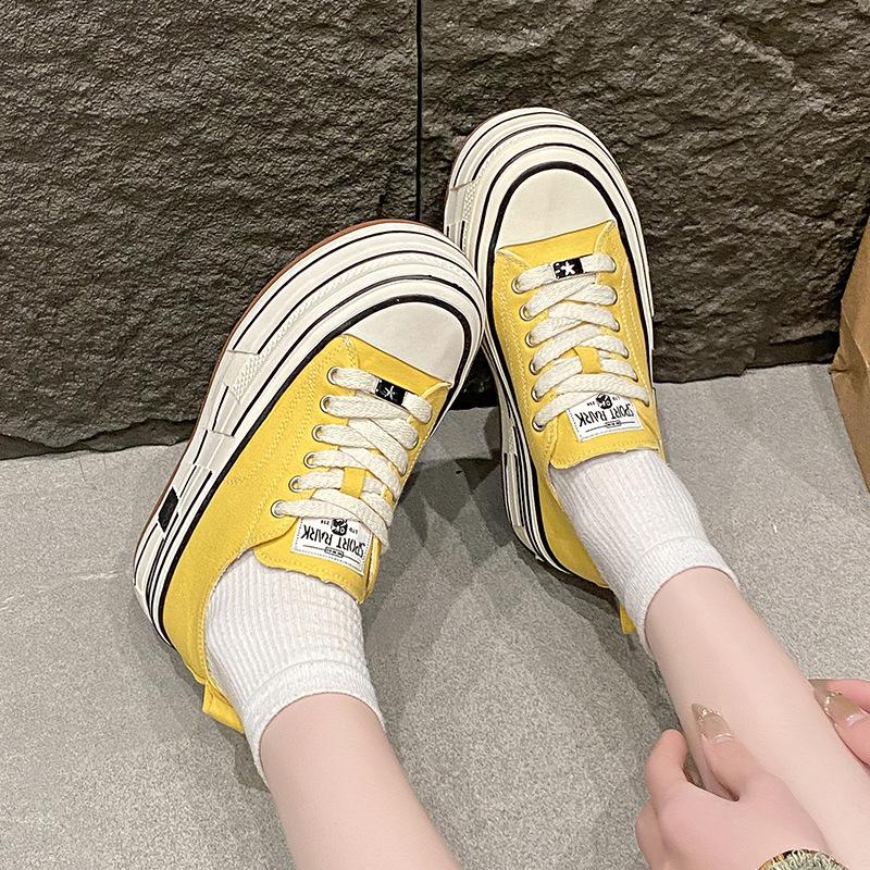 [Han Lu] Fashion Trend Casual Shoes In the Autumn of 2025, the New Platform Muffin Shoes Will Increase the Height of 5cm Canvas Shoes.
