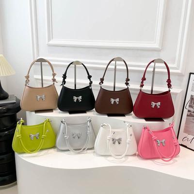 Winter New Personalized High-value Bow Portable Crescent Bag Sweet Retro Niche Design Armpit Bag
