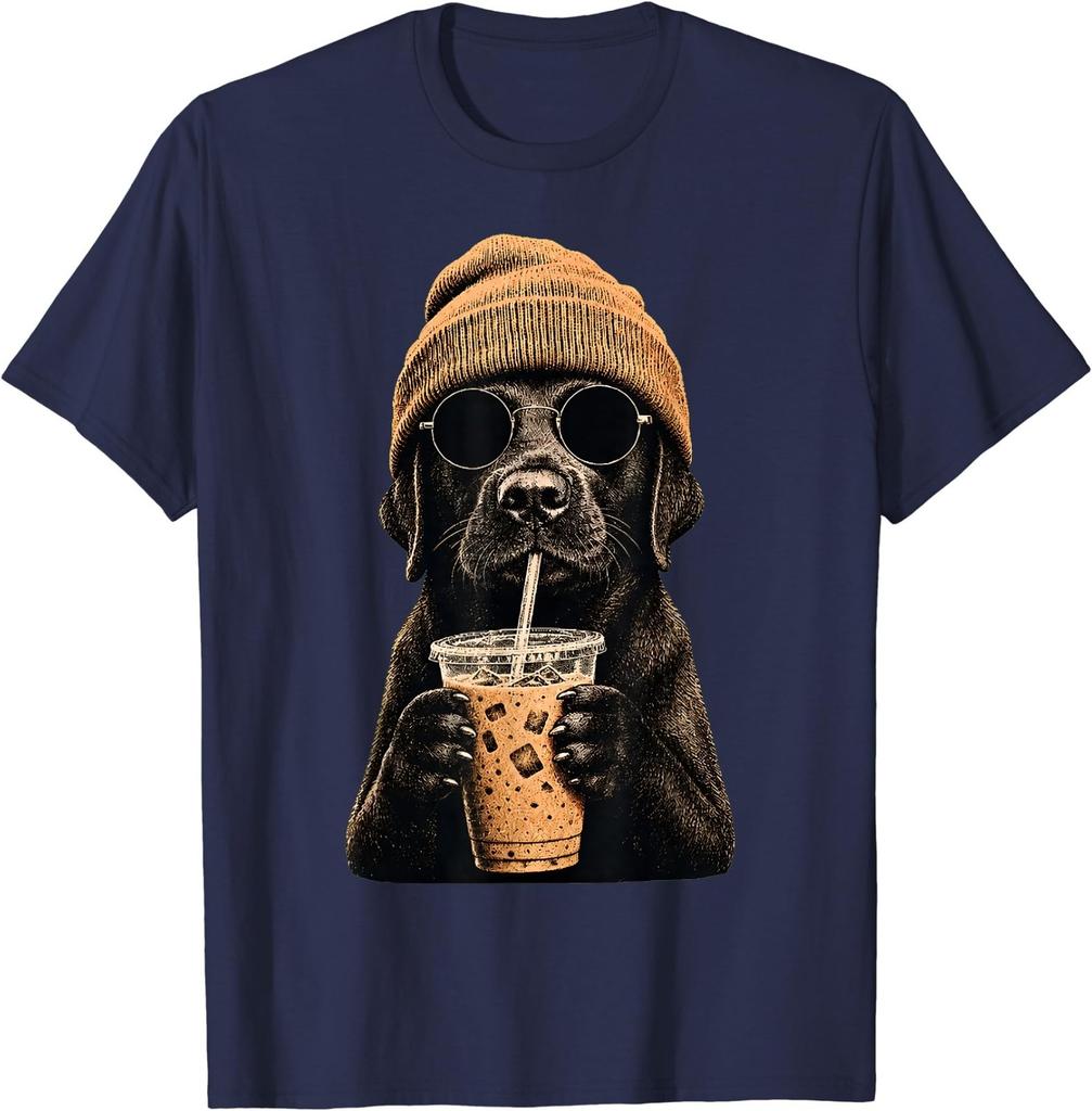 Schwarzer Labrador Hipster Hund Trinkt Eiskaffee Sonnenbrille T-Shirt