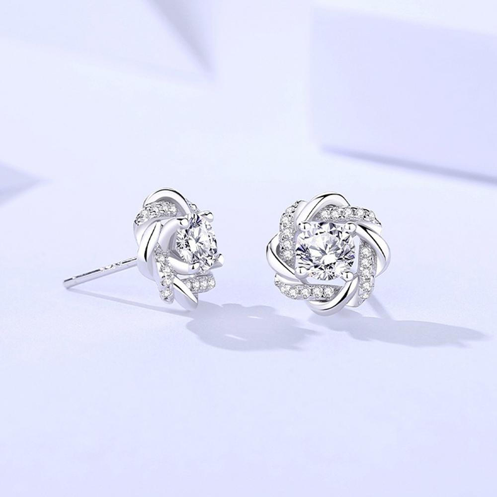 Exquisite 0.5 Carat Real Moissanite 925 Silver Flower Stud Earrings for Women Engagement Luxury Jewelry Gift