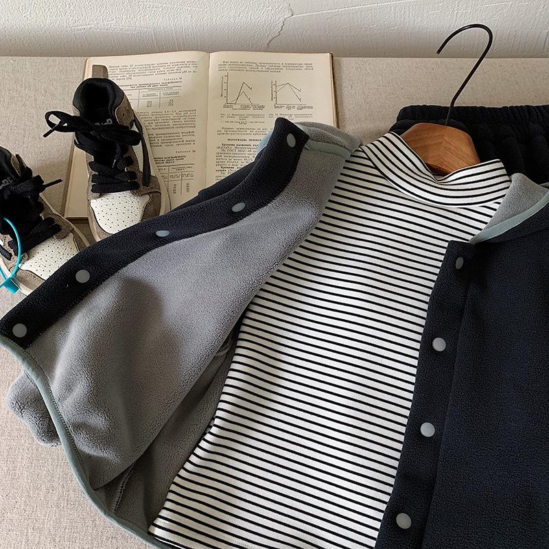 Kino Chlapecká zimní fleecová souprava: Korejský styl Zesílený teplý kabát a ležérní kalhoty dvoudílný