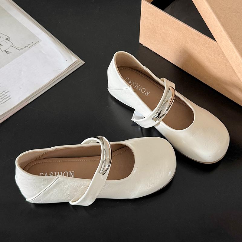 Fashion European Goods All-match Niche Literary Style Metal Flat Mary Jane Shoes Women's 2025 Spring New Round Toe Retro Single Shoes