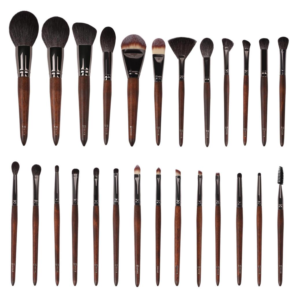 26-Piece Professional Makeup Brush Set: High-End Brushes for Loose Powder, Blush, and Foundation.