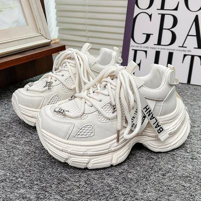 Încălțăminte pentru femei – Adidaşi