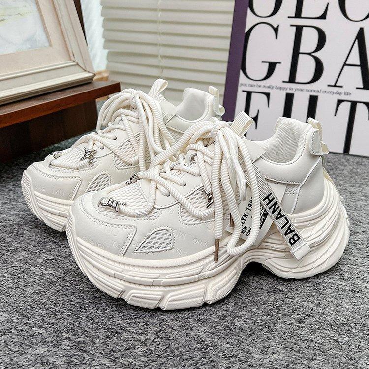 Evropské populární univerzální prodyšné dad shoes dámské 2025 jaro a léto nové malé na platformě zvyšující výšku neformální sportovní boty