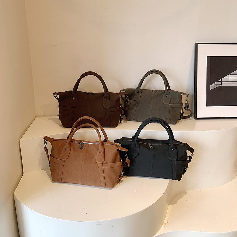 Retro tote bag women's autumn and winter new fashion matte shoulder bag large capacity commuter messenger bag