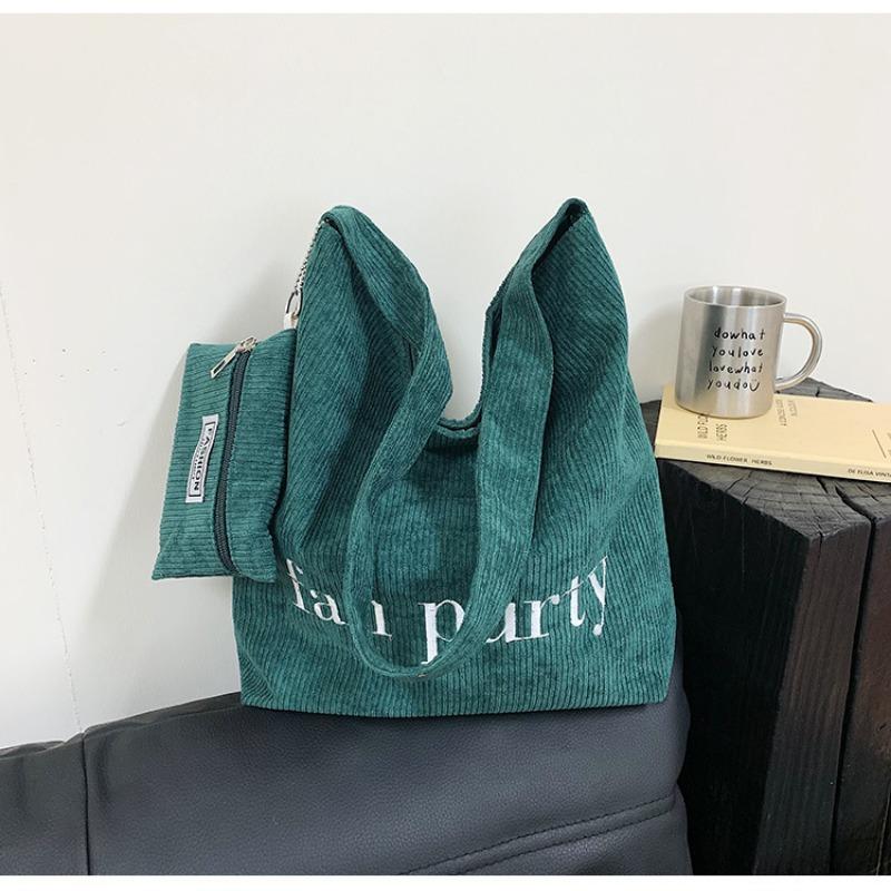 Einfache Alphabet-Canvas-Tasche für weibliche College-Studenten, Pendler-Umhängetasche für den Unterricht, trendige lässige Tragetasche