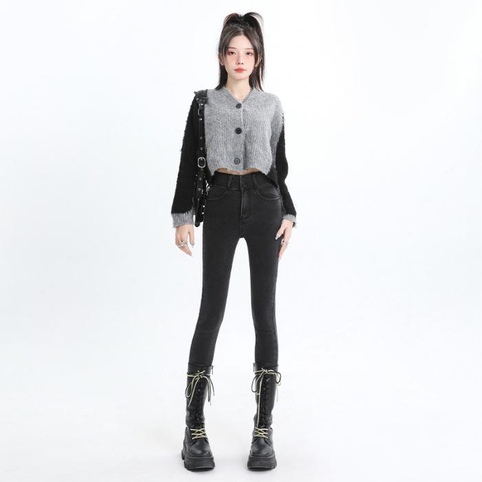 Personalized simple double-breasted design jeans women's autumn and winter 2025 fleece tight elastic pencil small denim pants