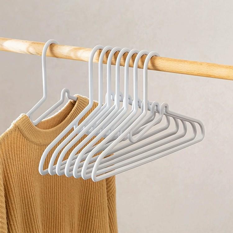 Japanese-Style Non-Slip Thickened Plastic Clothes Hanger for Dormitory, Balcony, or Wardrobe.