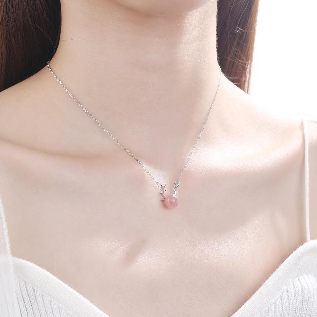 Antler Charm Pendant Necklace - Elegant Silver Tone Women's Fashion Jewelry