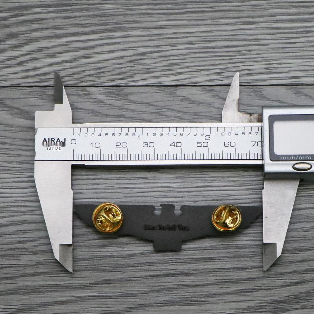 Goldenes Preußisches Adler-Emblem Medaillen-Brosche - Filmrequisite