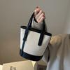 1 szt. 2025 Wybuchowa kontrastowa torba typu wiadro damska uniwersalna torba na ramię do pracy w mieście prosta torba premium wiatrówka