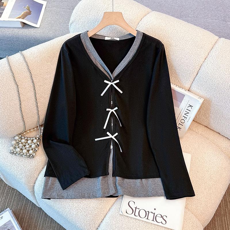 A New Spring and Autumn Collection of Plus-size Women's Clothing, Featuring Color-blocking and Patchwork Fake Two-piece Tops and Skirts