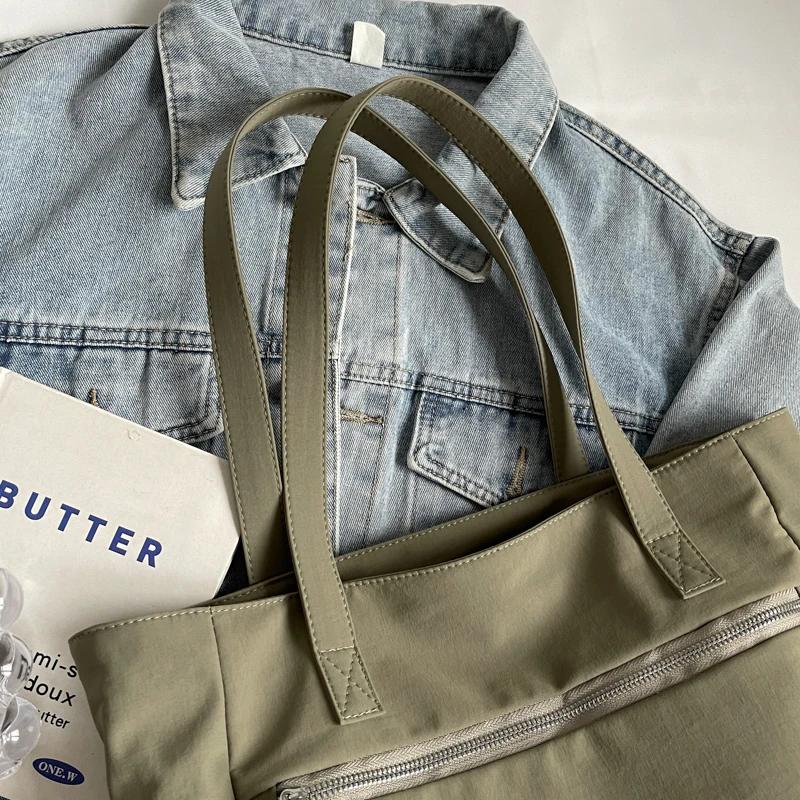 Nylon Commuter Design Niche Shoulder Bag for Women  Single Shoulder  Large Capacity  Simple  Casual  New  Autumn  Winter