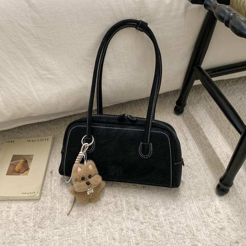 

Trendy hand-held bowling bag women s winter new fashion high-value shoulder bag pillow bag чорний