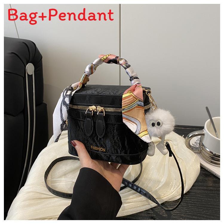 Street Style Small Bucket Bag For Women With Zipper Closure And Phone Pocket