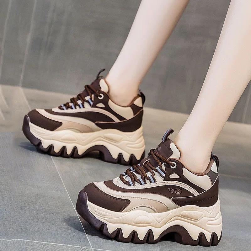 Spring and Autumn New Fashionable Explosive Thick Bottom Sponge Cake Trendy Versatile Height Increasing Casual Shoes