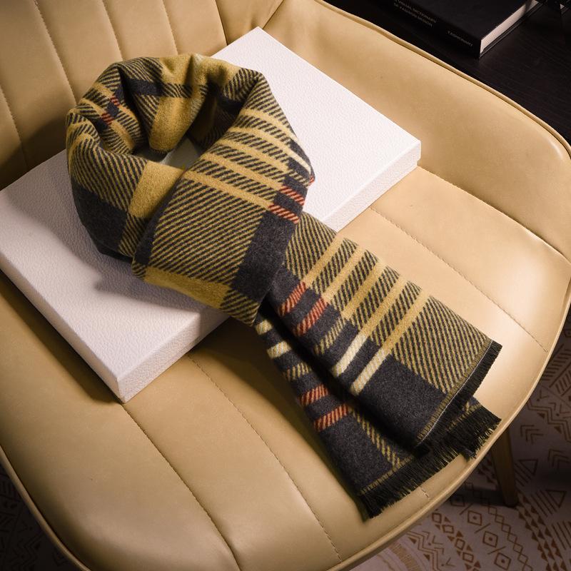 Red wool scarf men's fashion versatile high-end plaid winter dad old man trend scarf