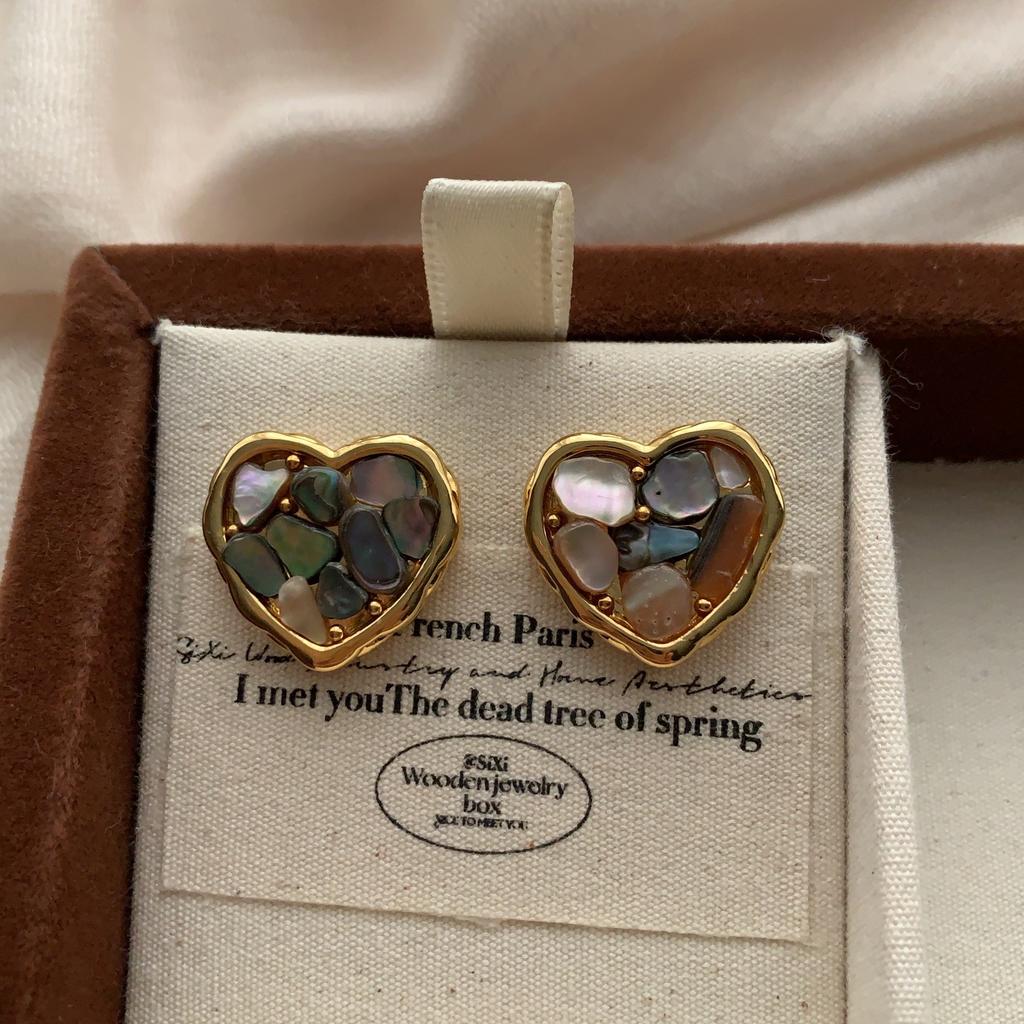 Lucky Clover Earrings Earrings Mother Of Pearl Light Luxury Fashion Personality Minimalist Light Luxury Premium Commuter Earrings