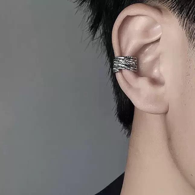 Painless Men's Ear Cuff: Vintage Chic, Niche Design, No Piercing Required