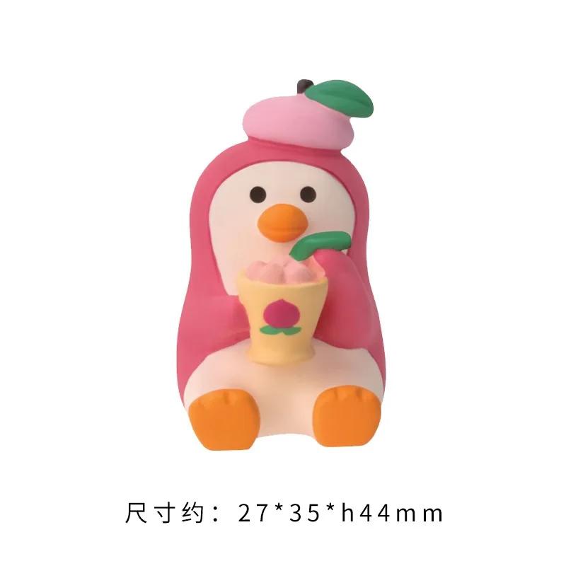 Japanses Creative Toys Peach Series ZAKKA Cat Figurine Decoration Micro Landscape Photo Props Miniature Resin Gift DIY Ornaments