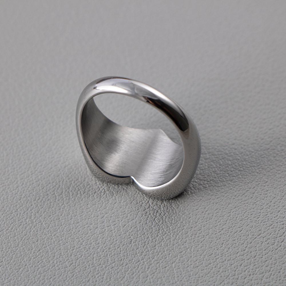 Non-fading Heart-Shaped Titanium Steel Ring - Versatile Jewelry for Men and Women