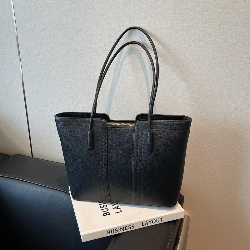 Large-capacity Commuter Bag for Women's New High-end Sense Simple and Versatile Single Shoulder Underarm Tote Bag