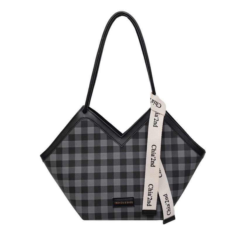 Shoulder Bag Women's Summer New Trendy Fashion Sense Large Capacity Commuter Tote Bag Underarm Bag Women