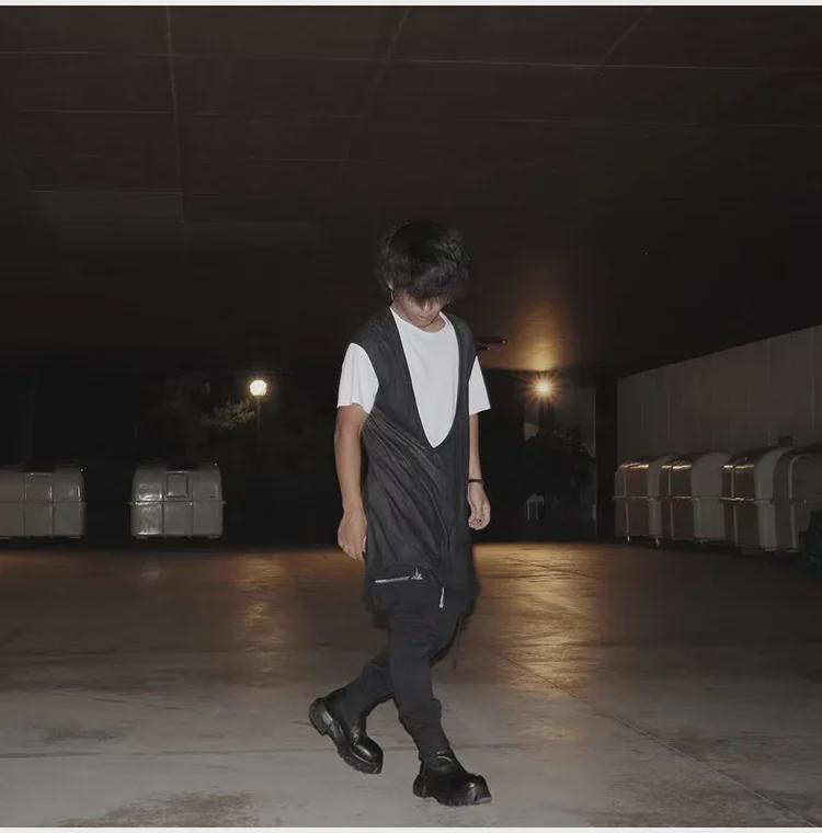 SUBHUMAN Men's Spring/Summer Dark Knitted V-Neck Sleeveless Tank Vest - Couple's Style