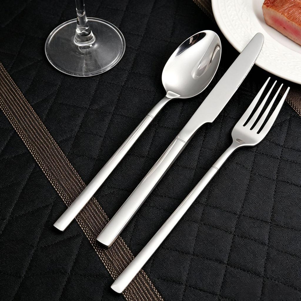 24-Piece High-End Stainless Steel Cutlery Set: Knife, Fork, Spoon for Western Dining