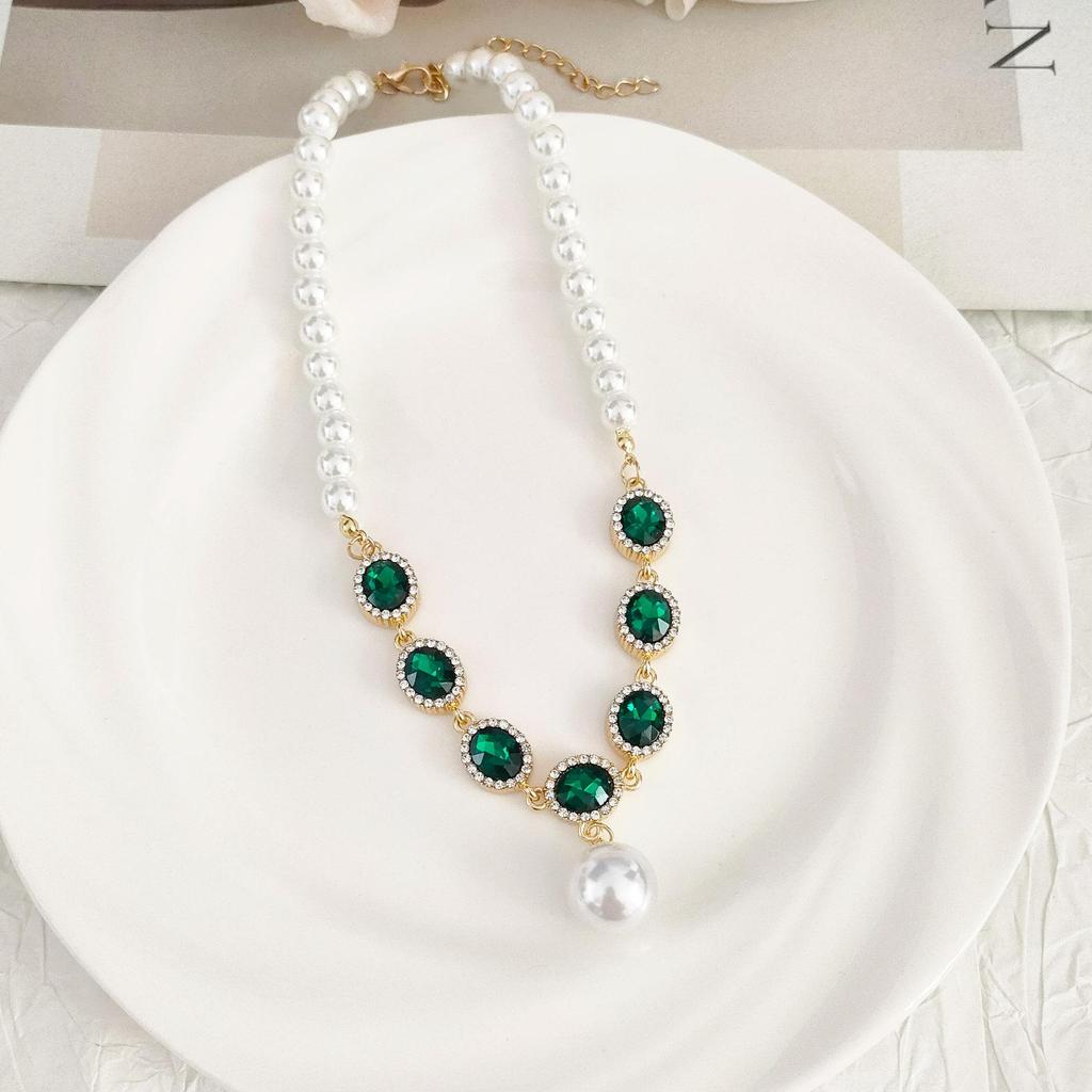 French Retro Colored Glass Pearl Clavicle Necklace