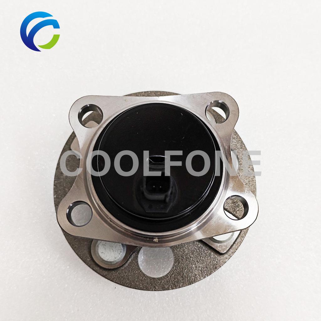 Rear Wheel Hub Bearing Assembly For Toyota Prius C Yaris 2006-2017 512370 4245052060 424500D050 42450-0D060 VKBA6828 BR930686