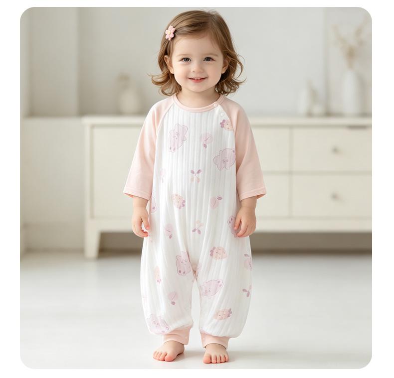 Summer Ice Cool Anti-Kick Split-Leg Sleeping Bag for Newborns - Lightweight and Comfortable
