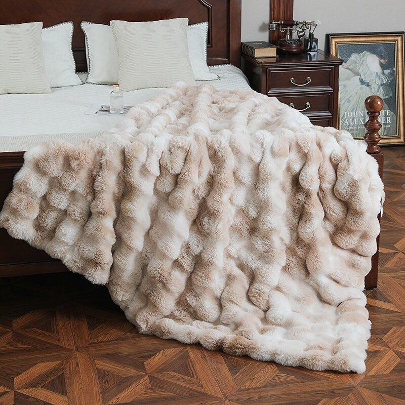 Thick and Warm Modern Blanket Autumn and Winter Bubble Velvet Rabbit Fur Blanket Plush Sofa Towel Pillow Cover Soft and Comfortable Bed Sheet