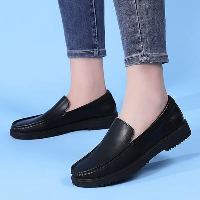 Nurse Shoes Women's Large Size Leather Soft Sole Breathable Not Tired Feet Single Shoes Doctor Beauty Salon Office Work Shoes