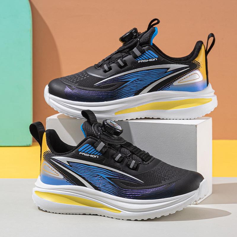 New children's shoes: breathable athletic shoes with rotating buckles, suitable for both boys and girls, a versatile and trendy choice